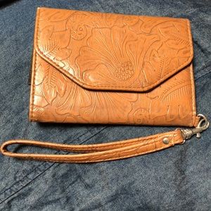 Wristlet